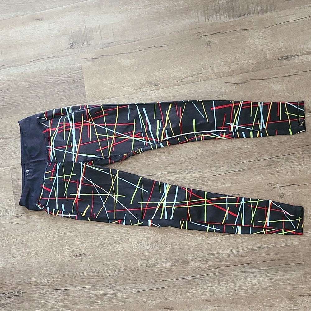 uniqlo SPRZNY airism leggings retro print
